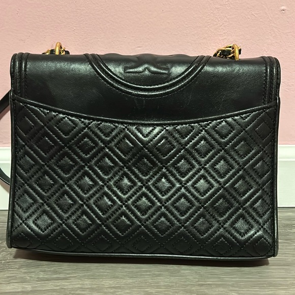 Tory Burch Large Fleming Bag - Picture 3 of 12